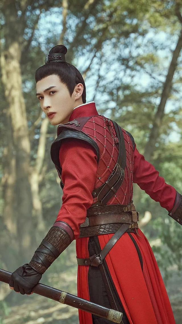 当时年少春衫薄(经得起全束发考验的古装美男子)