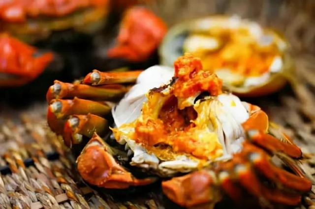 螃蟹开水煮几分钟熟，水煮螃蟹几分钟煮熟（老渔民教您2招，鲜嫩不掉腿）