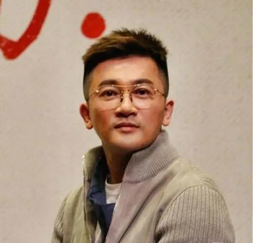 苏有朋多大年龄，苏有朋多少岁了今年多大（苏有朋：年夜饭在餐厅吃）