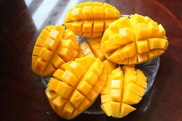 十大抗衰老水果，十大抗衰老水果是那些（10种养颜水果别忘了吃）