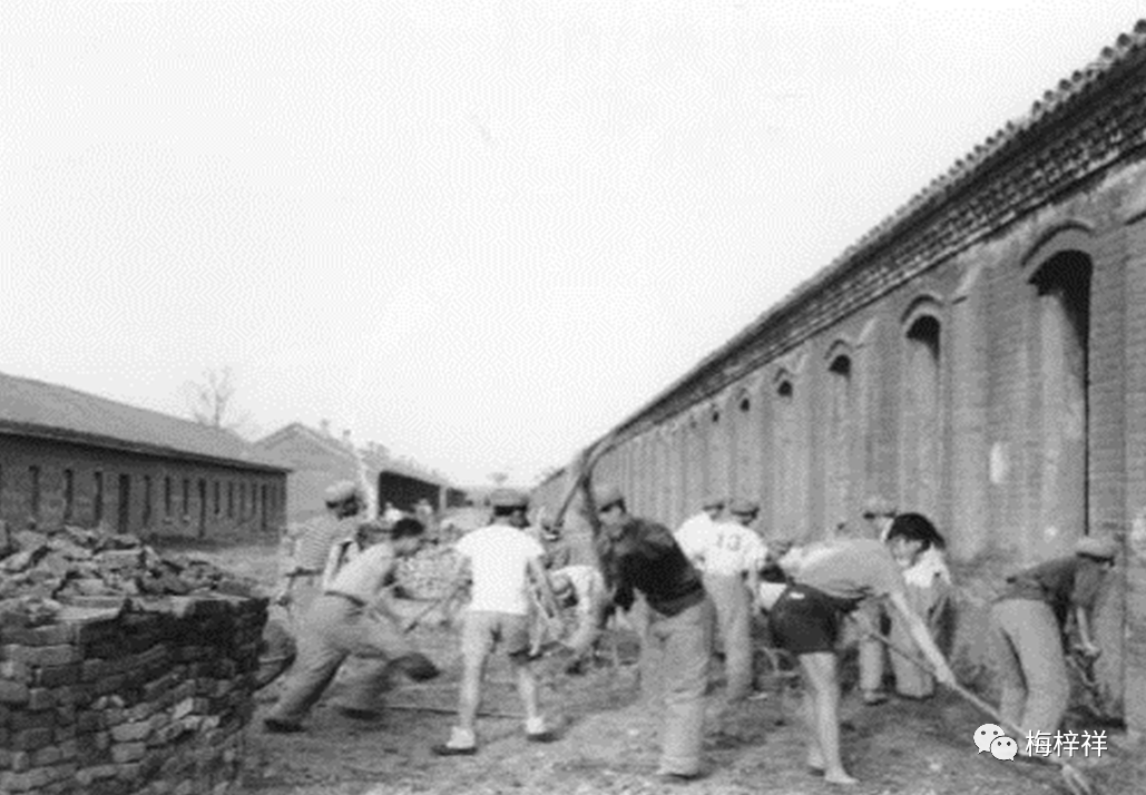 石家庄华夏铁路学校（铁道兵军官的摇篮）