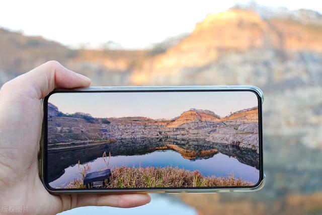 买手机主要看哪几个方面，买手机可以看那些方面（选手机，其实就是看六个能力）