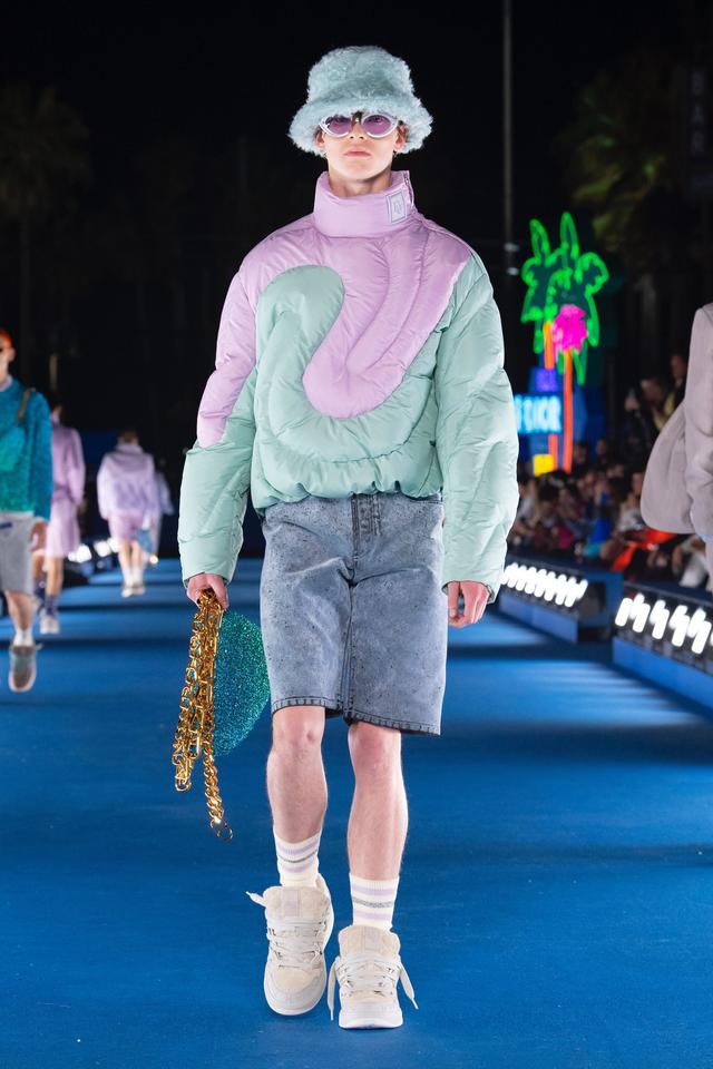 r是什么牌子衣服，r是什么意思（<Dior>洛杉矶2023年春季男装胶囊系列）