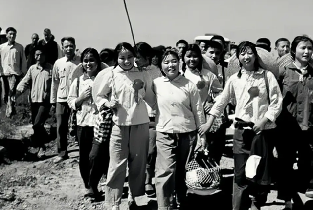 倔强的背后，倔强的背后就是执着（她留在北大荒嫁给了哑巴）