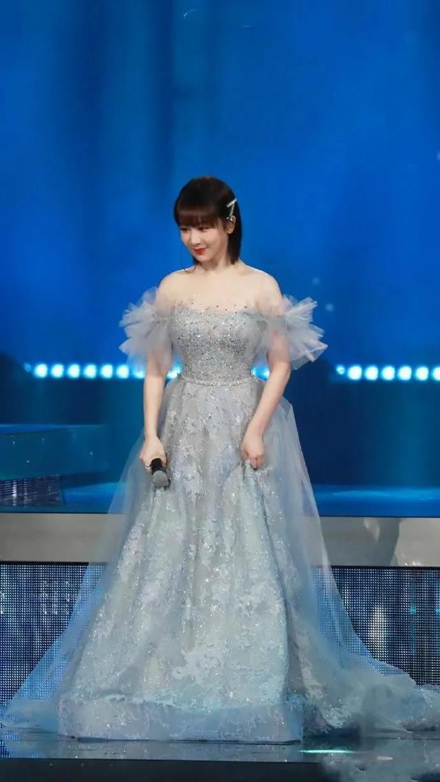 演员杨紫写真，杨紫，余生请多指教写真集分享