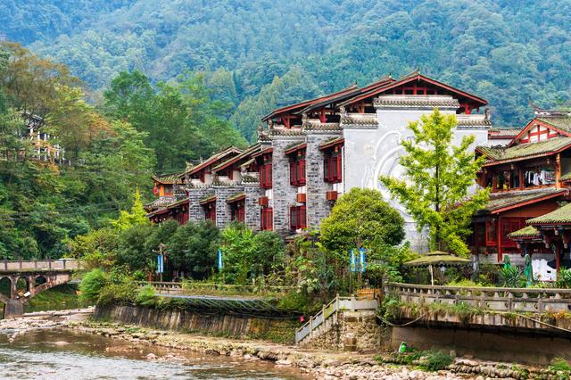 四川著名旅遊景點,四川旅遊景點大全排名(這7個地方涼爽宜人)