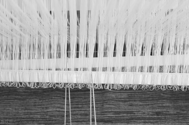 色纱 是什么，富春染织：精耕细作