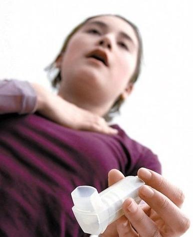 哮喘不能吃什么，哮喘病忌口什么食物（哮喘的日常管理和饮食应该注意些什么）