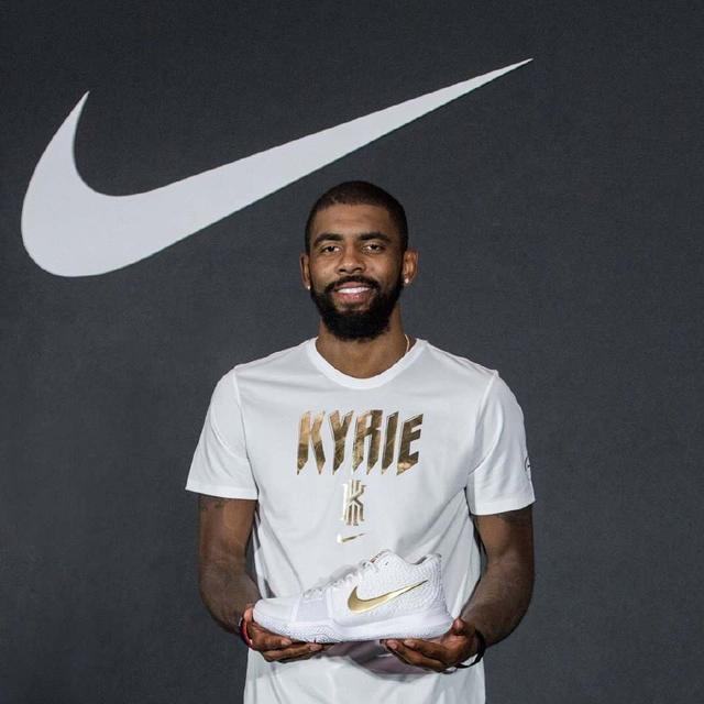 欧文4鉴定方法，欧文5鉴定方法图解（大家最怀念Kyrie系列的哪双球鞋）