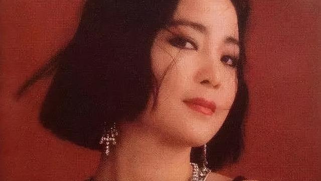 适合女生唱的英文歌，简单的英文歌曲（她演唱过的英文歌曲）