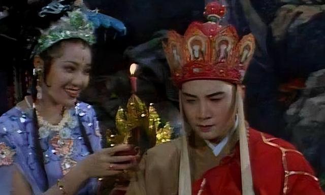 唐僧取经14年，称呼女妖精都是“女菩萨”，却只叫老鼠精“娘子”