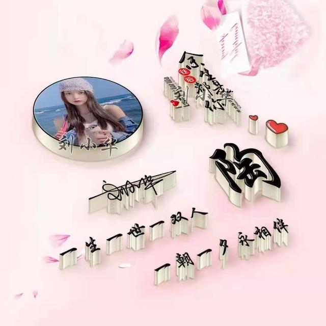 情侣头像 我很需要你微信，情侣头像 我很需要你（36张可爱卡通超赞的情侣头像）