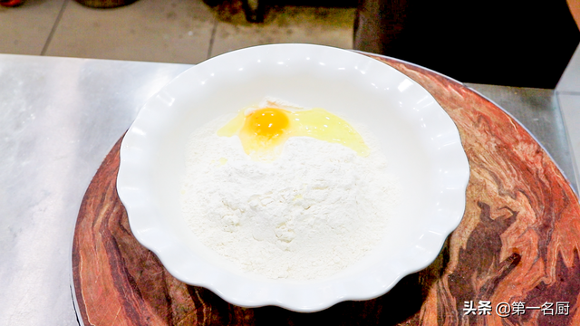 早餐吃什么比较好，早餐吃什么最好最有营养早餐（5种早餐最好吃的做法）