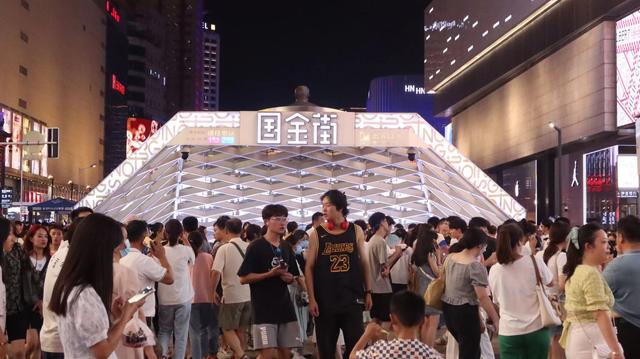 长沙旅游攻略，长沙旅游攻略美食（1000元玩转长沙3天2晚旅游攻略来了）