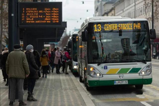 斯洛文尼亚共和国，斯洛文尼亚商务习俗（为何要划分出212个省呢）