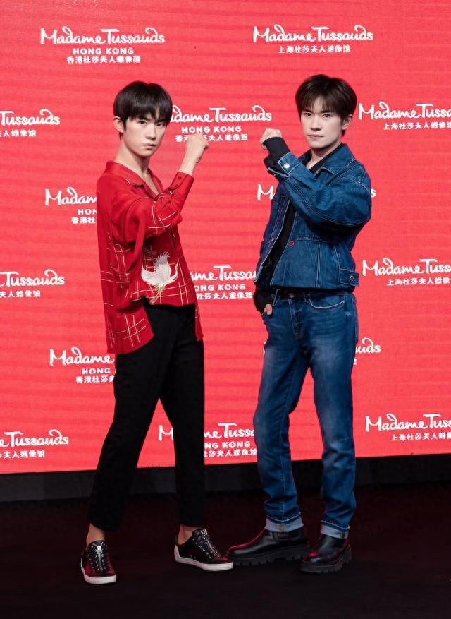 易烊千玺全新蜡像正式登陆香港杜莎夫人蜡像馆