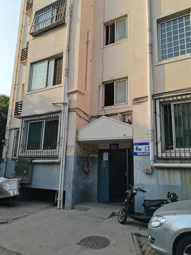下水道堵塞的原因和处理方法，谈谈老旧小区下水管道堵塞问题