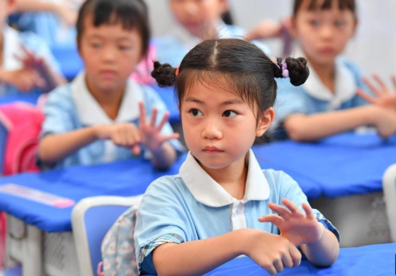 不让孩子上学违法吗（中小学学制或将发生改变）