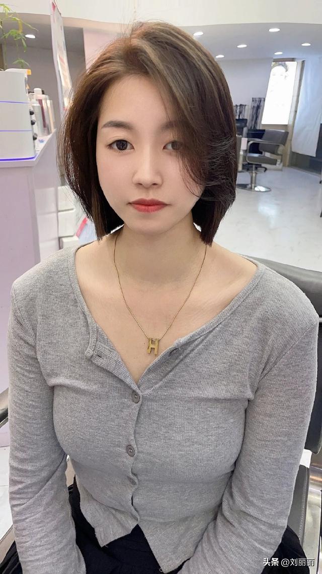 怎么做出适合自己的发型，怎么弄个适合自己的发型（想换发型怎么做）
