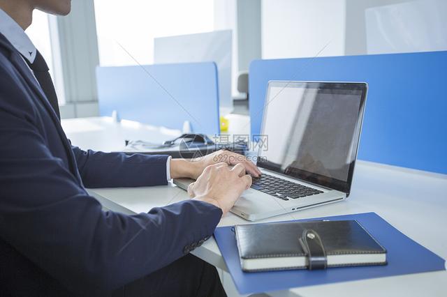 大学公共基础课有什么，本科大学公共课有哪些（计算机网络技术专业课程设置——专业课程）