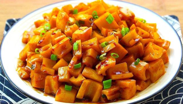 第一次炒菜炒什么好，第一次炒菜要注意什么（家里来客人不用去饭店在家也可以做的8道炒菜老少皆宜上桌秒吃光）