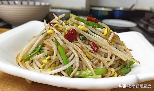 辣炒黃豆芽製作方法,酸辣黃豆芽怎麼炒好吃(過年大魚大肉吃膩了不知道