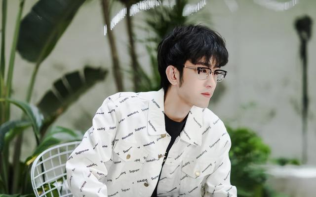 买游戏账号哪个平台好，游戏交易平台哪个好（网游主播直播卖游戏账号）