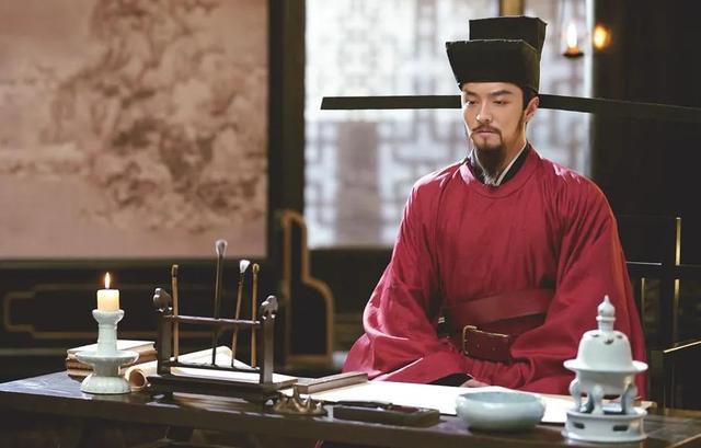 描写人的成语有哪些，描写人物动作的成语有哪些（20个历史名人）