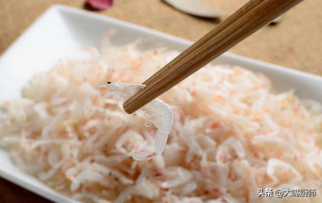 虾皮和虾米的区别，虾皮和虾米一样吗（老渔民：虾皮有“生熟”之分）