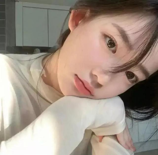 女人爱男人的几点表现，女人爱男人的四个表现（女人心里爱着你）