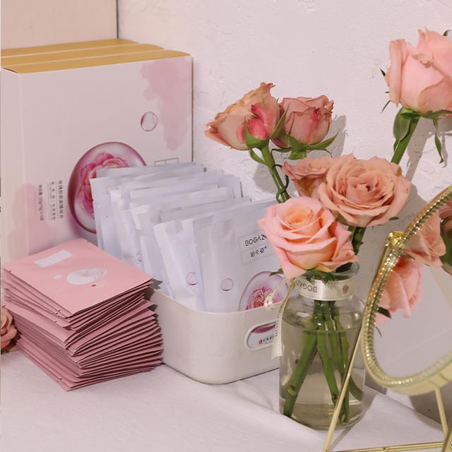 胶原面膜的作用，胶原面膜真的可以瘦脸吗（柏卡姿玫瑰胶原面膜）