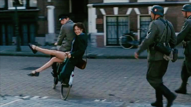 黑皮书剧情，黑皮手册原著结局（你有被女神“梅姨”惊艳到吗）