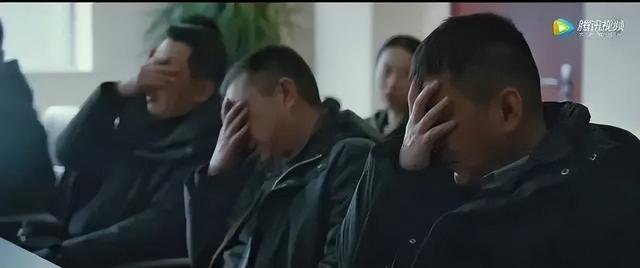 致命一击局长被扣是第几集，致命一击被铐是哪一集（这是一部被严重低估的警匪剧丨国剧60讲第三季）