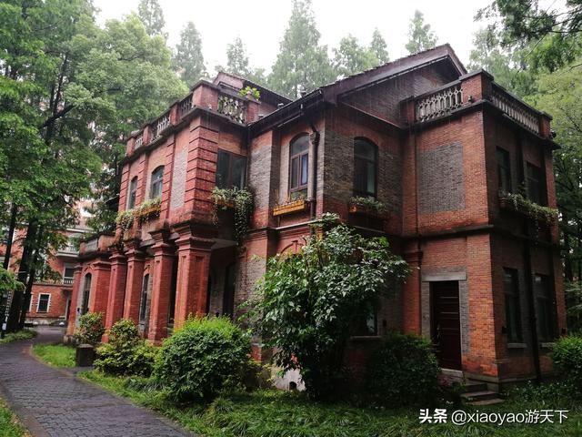 山东大学趵突泉校区，山东大学在哪里（那些被列为全国重点文物保护单位的大学校园）