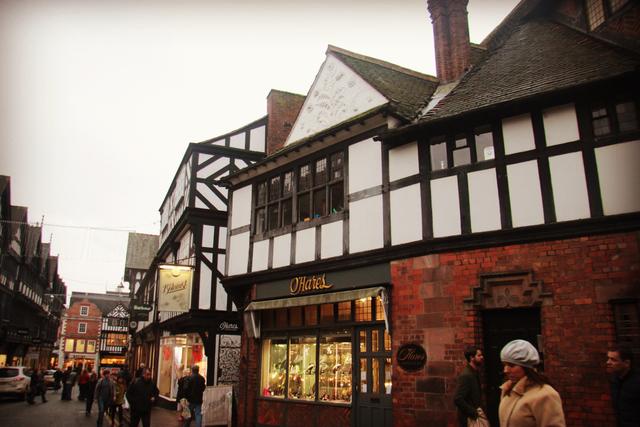 英国人的性格特点，英国人的性格特点及其原因（maomao看英国）