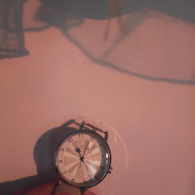 日落在爱情里的寓意，黄昏在爱情里代表什么（再见和日落的寓意都是未完待续）