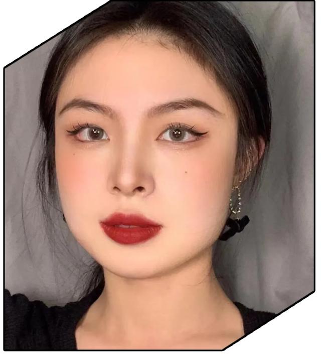 长脸适合什么眼镜，长脸男生适合什么眼镜（什么脸型戴什么眼镜）