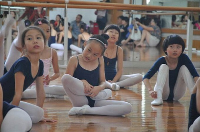 为什么不建议男孩子学中国舞，学中国舞的男孩吃香吗（“不要轻易让孩子学舞蹈”）