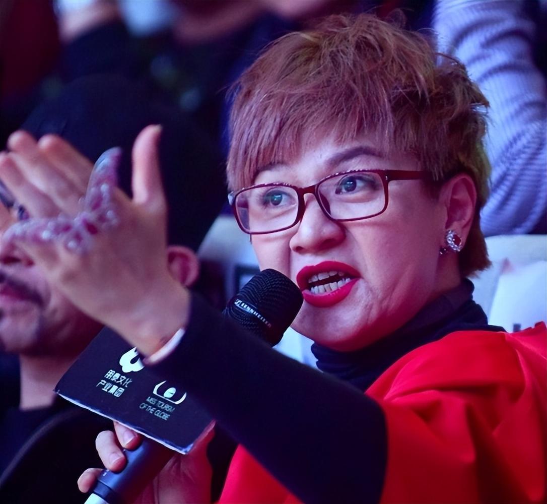 03柯以敏:有才无德"毒舌"评委