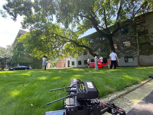 团队有气势的宣誓词，团队有气势的宣誓词大学（泉州红七月党建团建年年有）