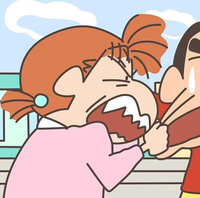 蜡笔小新的情侣头像，蜡笔小新可爱情侣头像微信（敲可爱の蜡笔小新系列情侣头像）