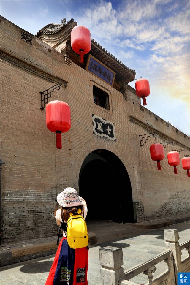 乔家大院在哪里，山西乔家大院（山西乔家大院5A景区降4A）