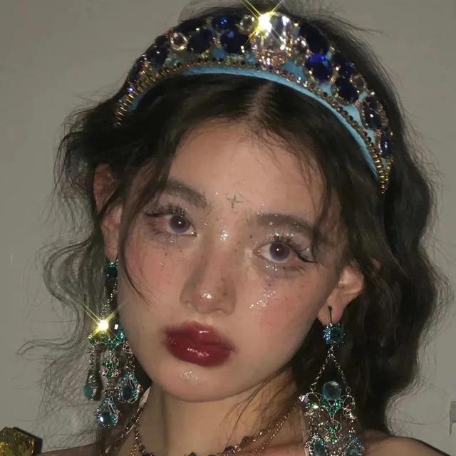 另类欧美：ihateu，微信头像，另类欧美：ihateu（欧美头像‖活在当下）