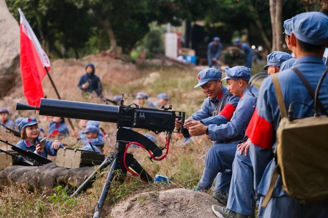 团队有气势的宣誓词，团队有气势的宣誓词大学（泉州红七月党建团建年年有）