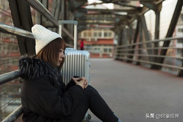 红色的寓意和象征，国旗红色代表的意义是什么（明年兔年谁要穿红衣）