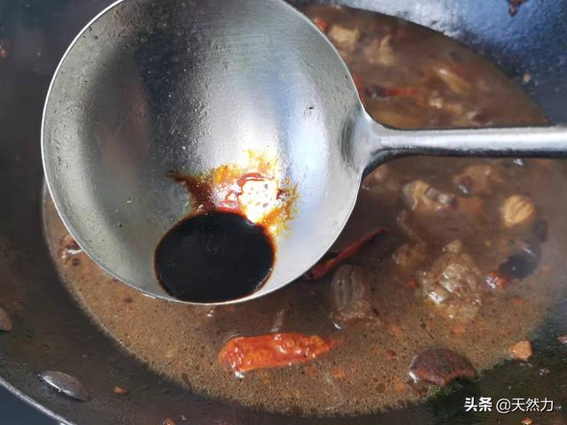 牛肉炖土豆怎么炖好吃又烂，牛肉炖土豆怎么炖好吃又烂干炸里脊（牛腩炖土豆的酒店做法）