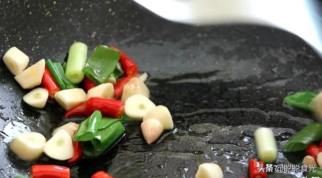 干香菇有保质期吗，干香菇一般要泡多久才能食用（建议家中常备这几种菜）