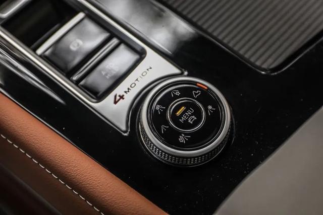 途昂油耗多少钱一公里，途昂每公里油耗多少钱（数字化升级的全新途昂）