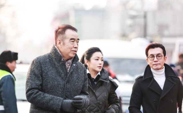 陈雨昂是陈红亲生的吗，陈红儿子陈雨昂（他为何转身就娶小16岁的陈红）