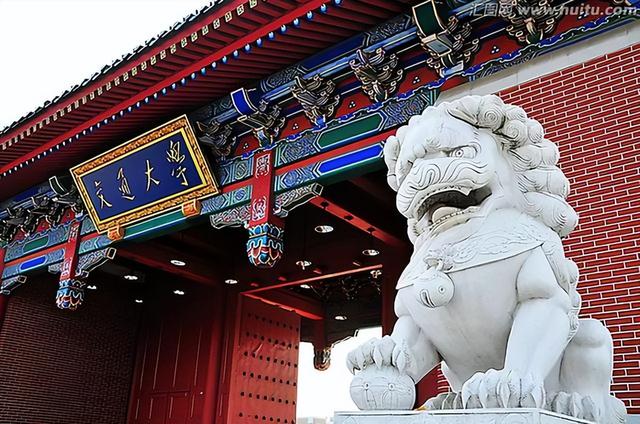 世界10大名校排名榜，世界大学排名推荐（8所中国大学榜上有名）